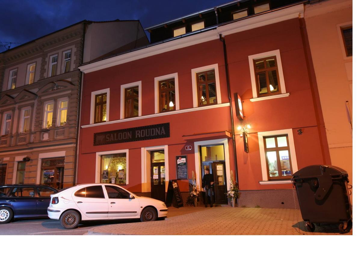 Apartments & Suites Zluta Hruska เปิลเซน ภายนอก รูปภาพ